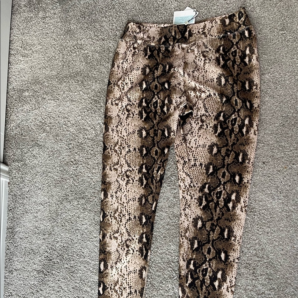 ByEgreis leopard print scrunch butt leggings, XXL